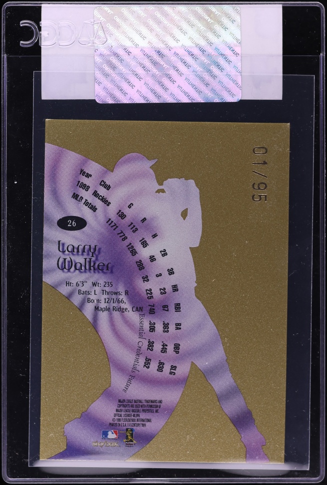 1999 Skybox E-X Century Essential Credentials Future Larry Walker 1/95 #26 CGC AUTH