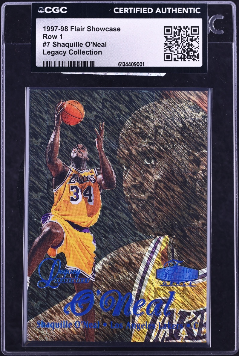 1997 Flair Showcase Row 1 Legacy Collection Shaquille O'Neal /100 #7 CGC AUTH