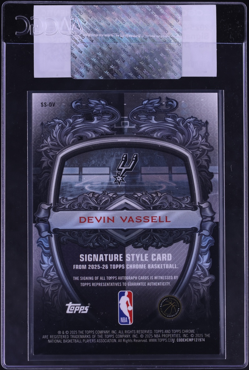 2025 Topps Chrome Signature Style Devin Vassell AUTO #SS-DV CGC AUTH