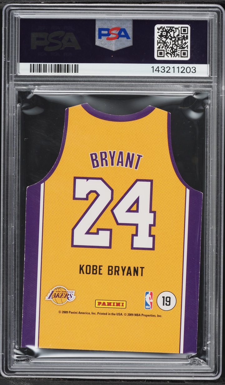 2009 Panini Threads Team Threads Home Kobe Bryant #19 PSA 7 NRMT
