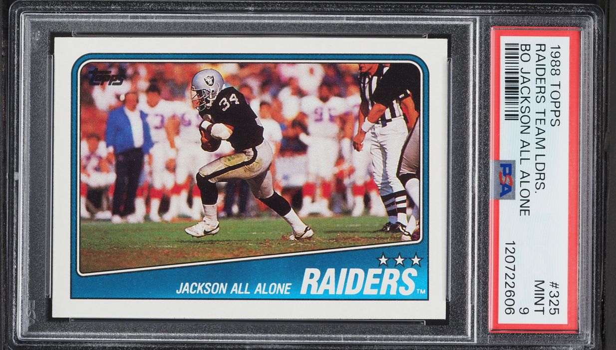 1988 Topps Football Bo Jackson ROOKIE, TEAM LDRS #325 PSA 9 MINT