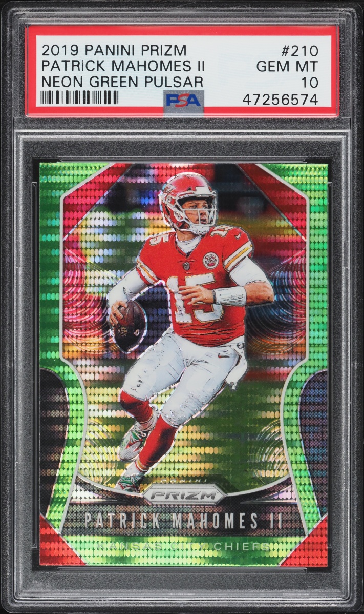 2019 Panini Prizm Neon Green Pulsar Patrick Mahomes II #210 PSA 10 GEM MINT
