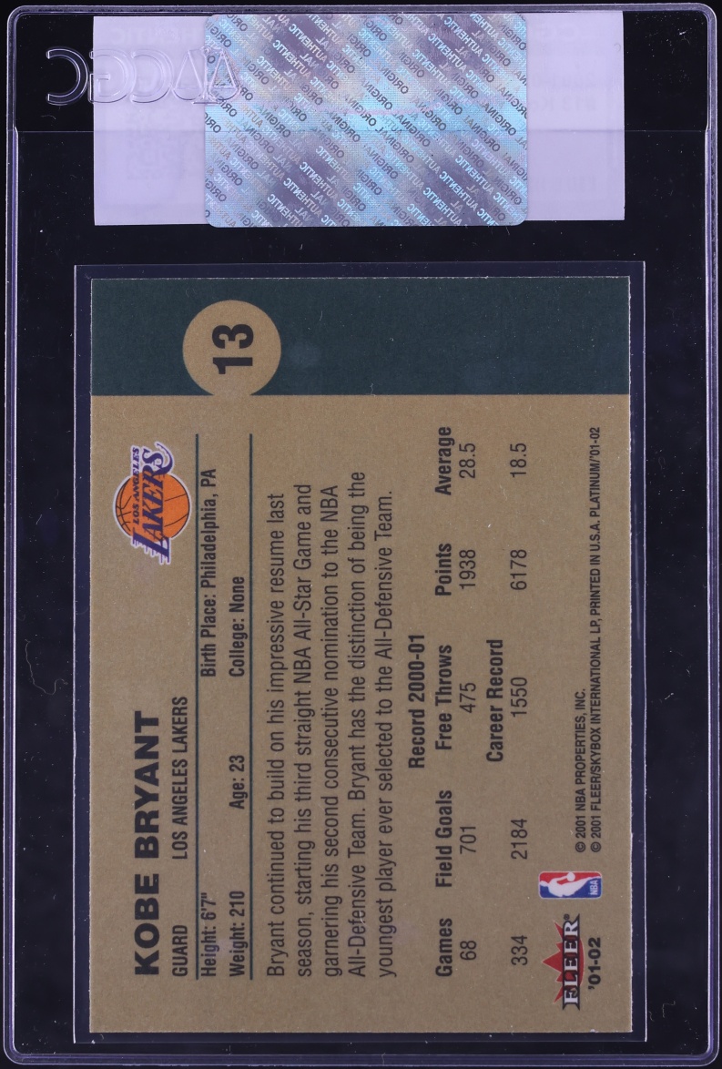 2001 Fleer Platinum Kobe Bryant #13 CGC AUTH