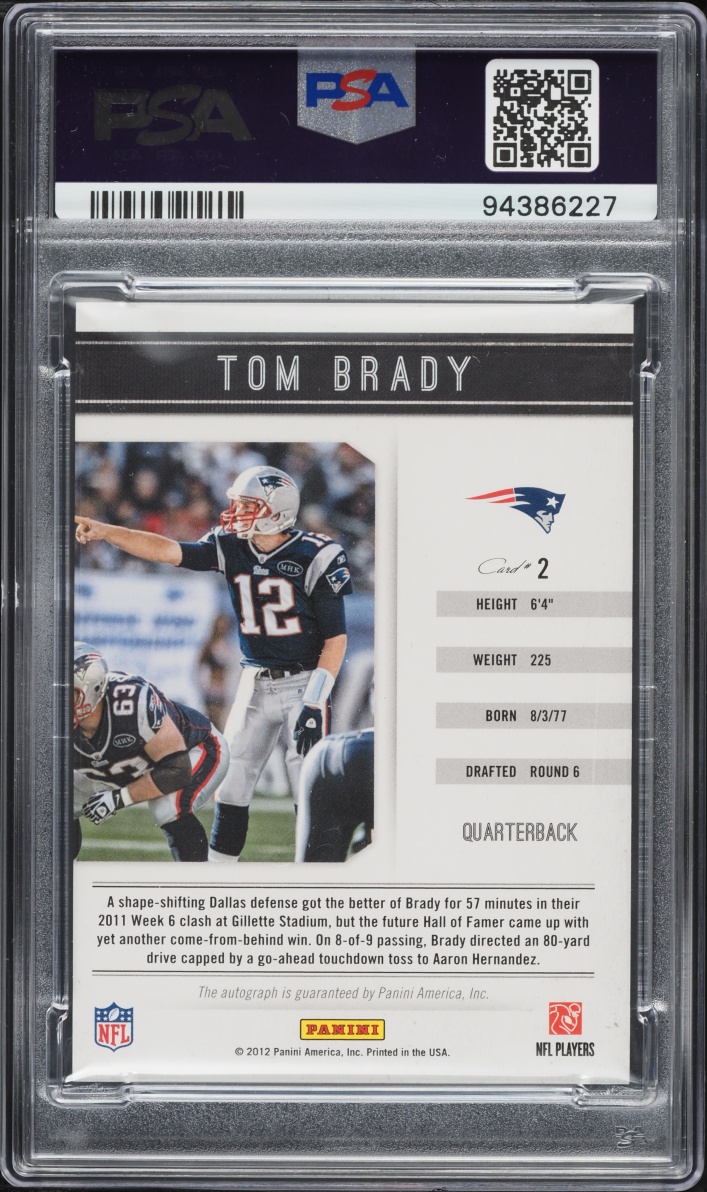 2011 Panini Playbook U/p TB12 Coll Tom Brady AUTO DNA #2 PSA 8 NM-MT
