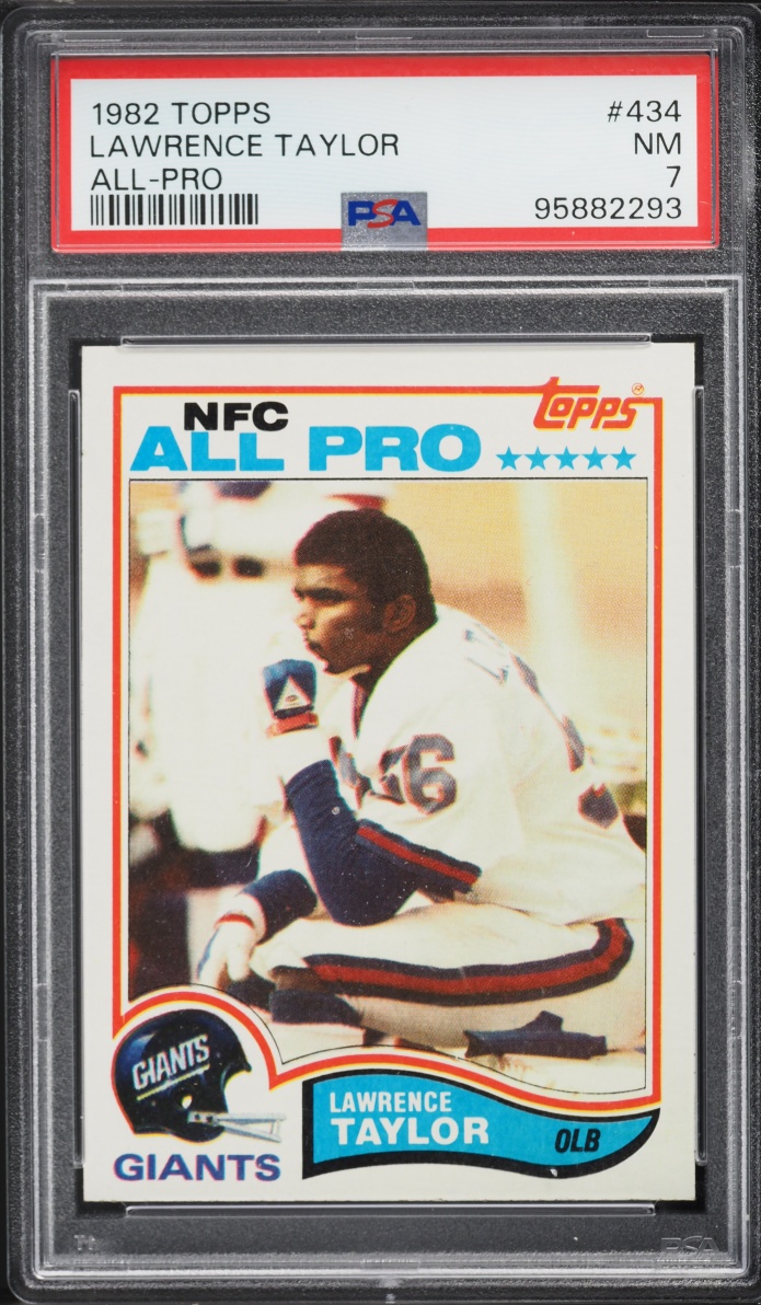 1982 Topps Football Lawrence Taylor ROOKIE #434 PSA 7 NRMT
