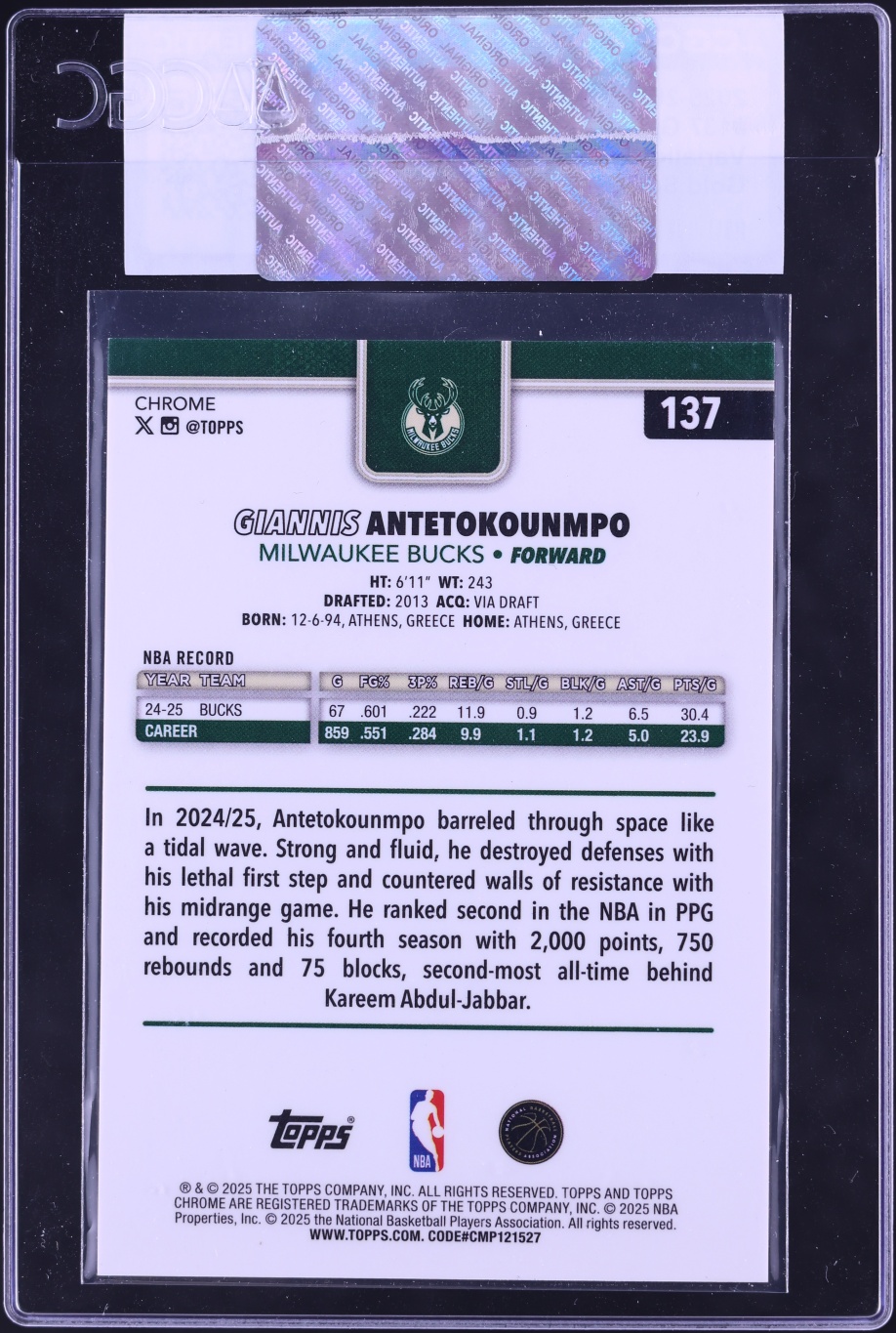 2025 Topps Chrome Variation Gold Speckle Refractor Giannis Antetokounmpo /50 #137 CGC AUTH