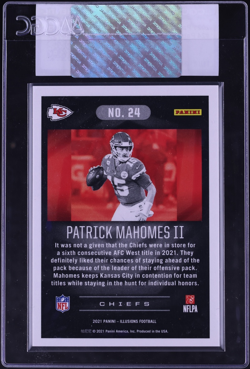 2021 Panini Illusions Patrick Mahomes II #24 CGC AUTH