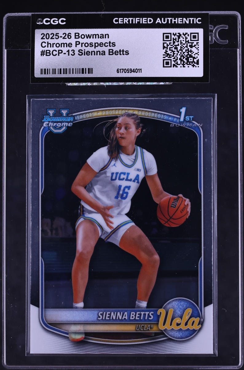2025 Bowman Chrome University Prospect Sienna Betts #BCP-13 CGC AUTH