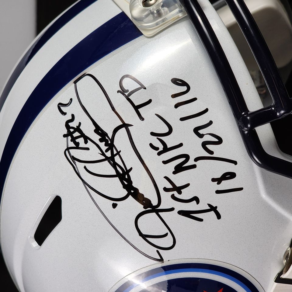 Derrick Henry Signed Autographed Tennessee Titans Speed Helmet - NFL AUTH
