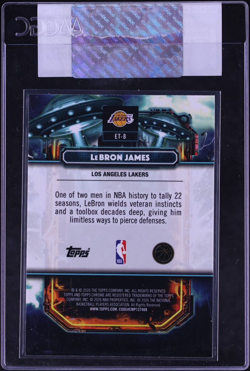 2025 Topps Chrome Cosmic Extraterrestrial Talent LeBron James #ET-8 CGC AUTH