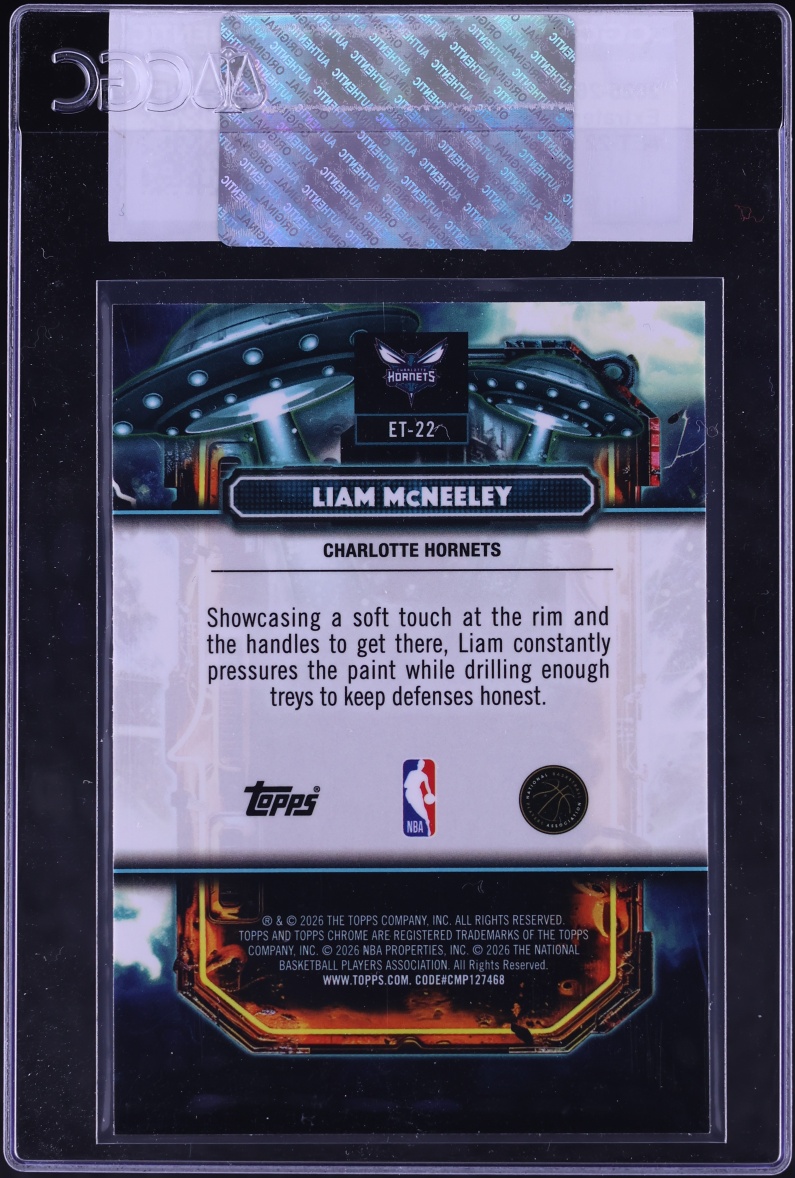 2025 Topps Cosmic Chrome Extraterrestrial Talent Liam McNeeley ROOKIE #ET-22 CGC AUTH