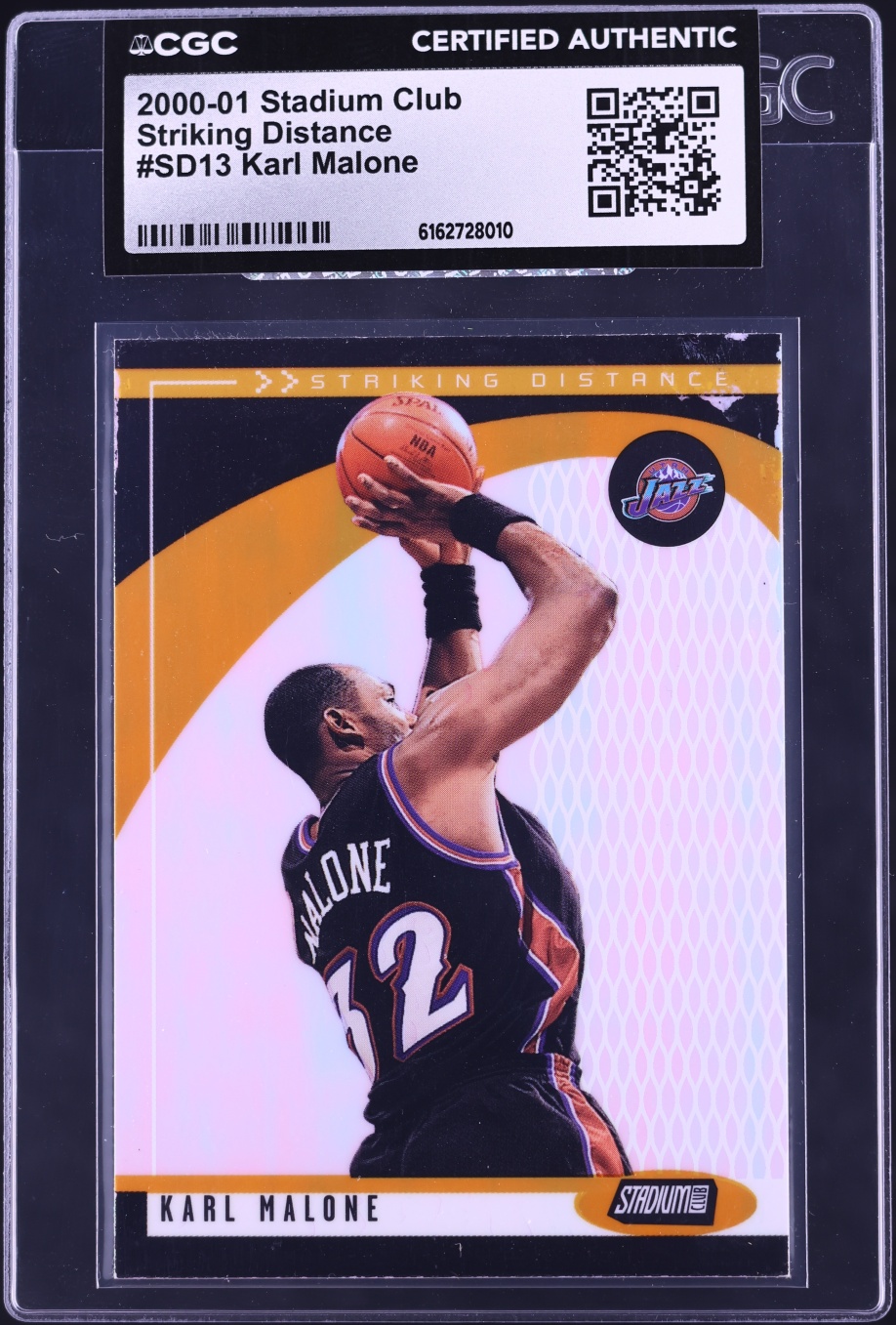 2000 Stadium Club Striking Distance Karl Malone #SD13 CGC AUTH