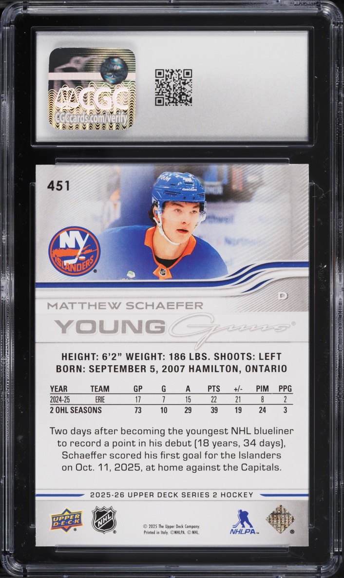 2025 Upper Deck Young Guns Matthew Schaefer ROOKIE #451 CGC 9 MINT