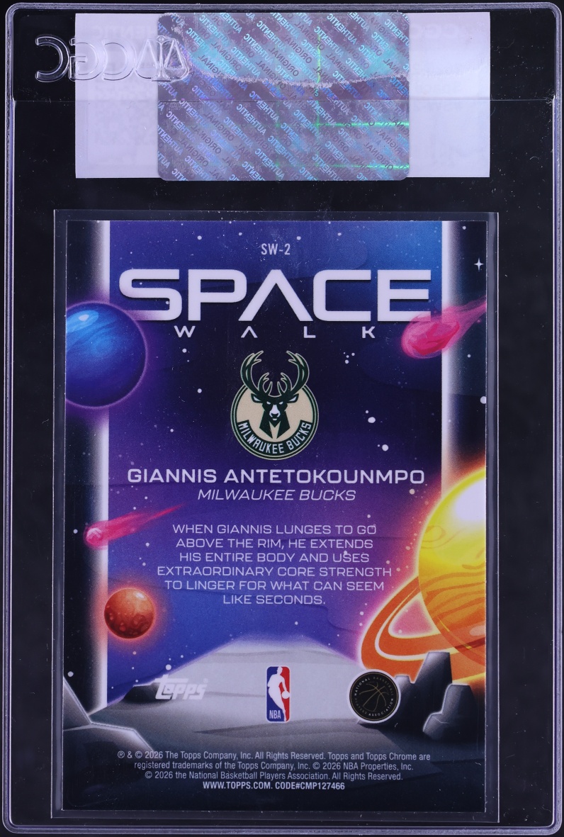 2025 Topps Chrome Cosmic Space Walk Giannis Antetokounmpo #SW-2 CGC AUTH