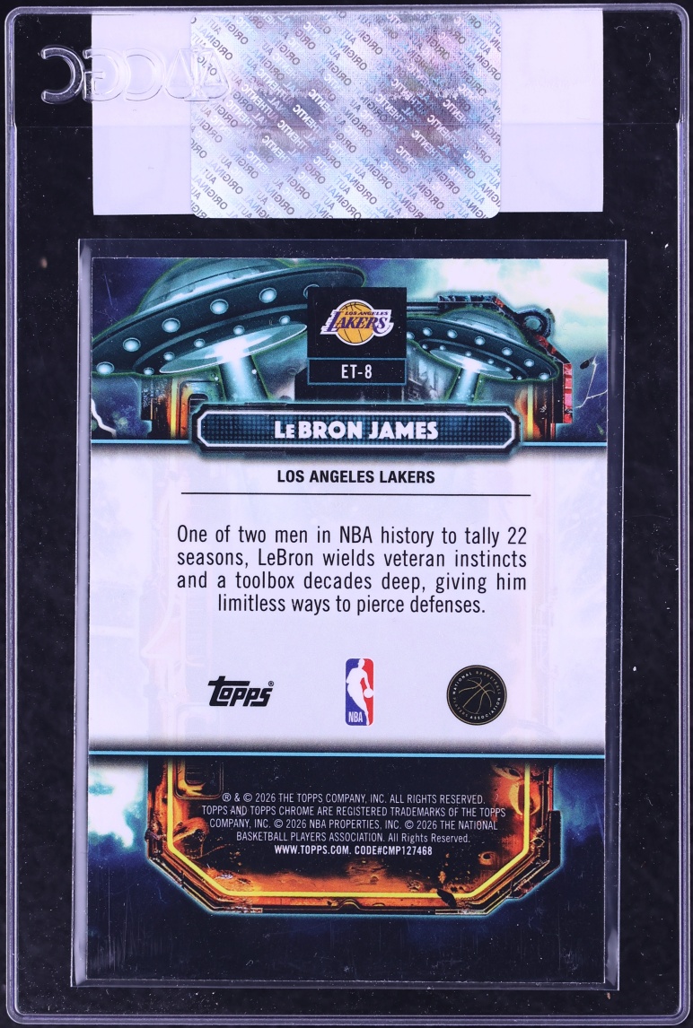 2025 Topps Chrome Cosmic Extraterrestrial Talent Purple Nebula Ref LeBron James /150 CGC AUTH