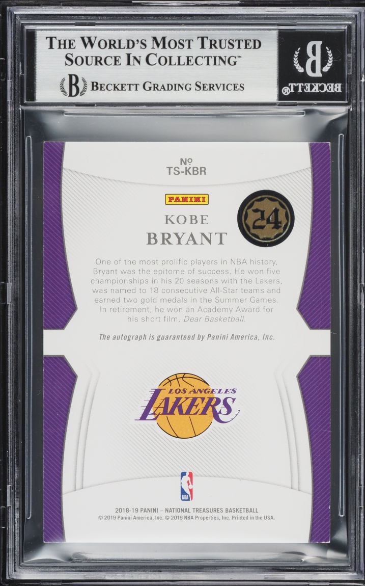 2018 National Treasures Treasured Gold Kobe Bryant AUTO /10 #6 BGS 8 NM-MT