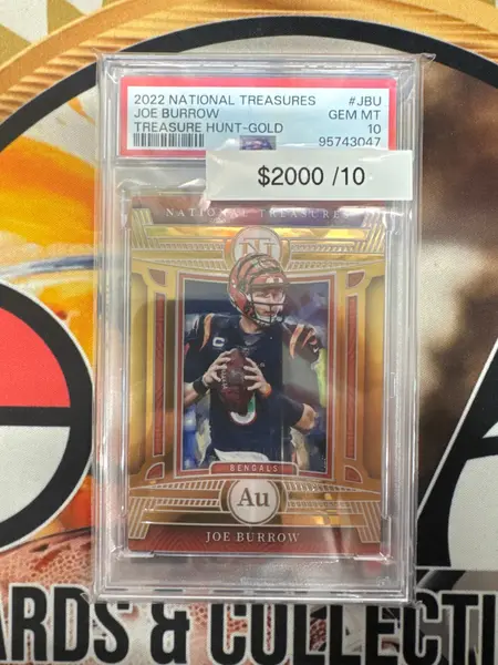 2022 Panini National Treasures NFL Joe Burrow Treasure Hunt Gold /10 PSA 10