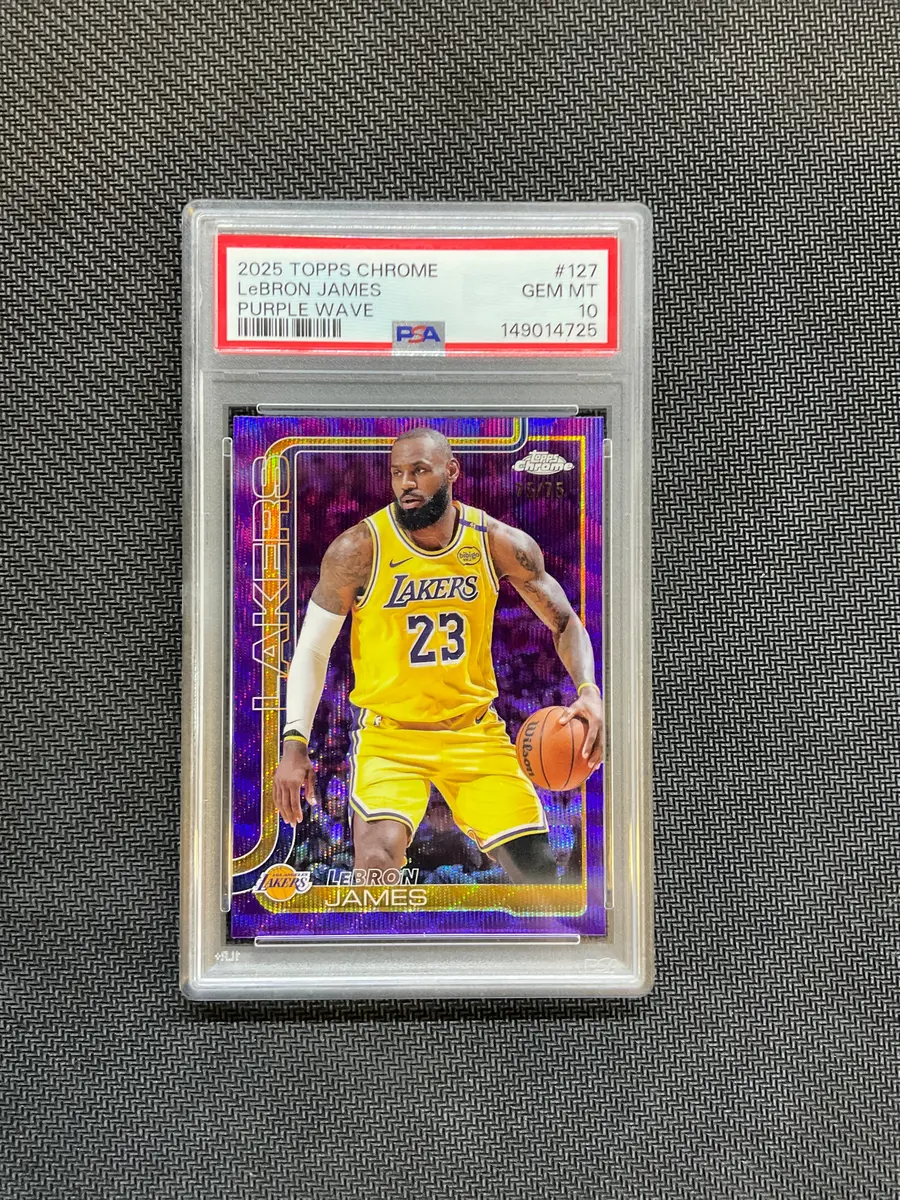 2025/26 Topps Chrome LeBron James Purple Wave /75 PSA 10 Lakers on