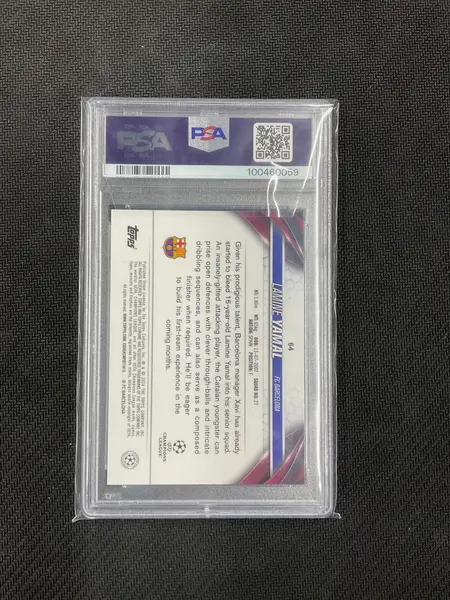 2023/24 Topps Chrome UCC Lamine Yamal Neon Green Wave /399 PSA 10 Rookie