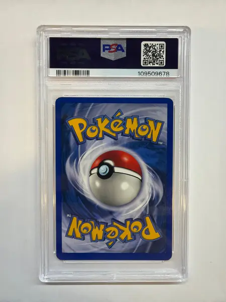 1999 Pokemon Charizard Holo 4 PSA 8 678