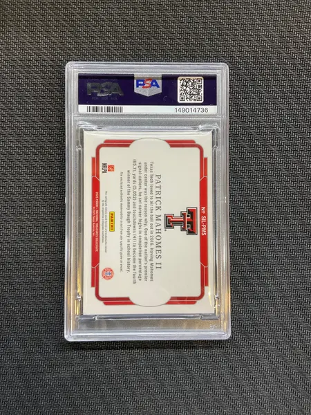 2025 National Treasures Patrick Mahomes II Patch /25 PSA 9