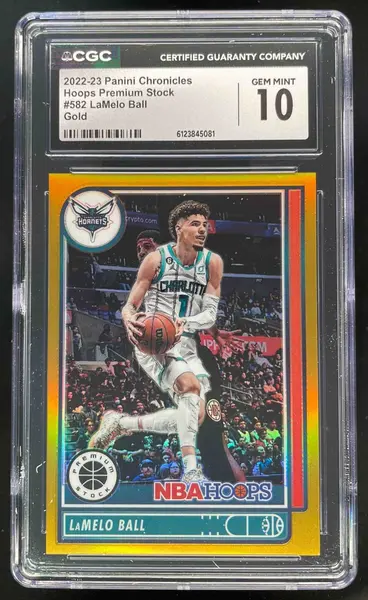 2022 Panini Chronicles Basketball Gold LaMelo Ball #582 CGC 10