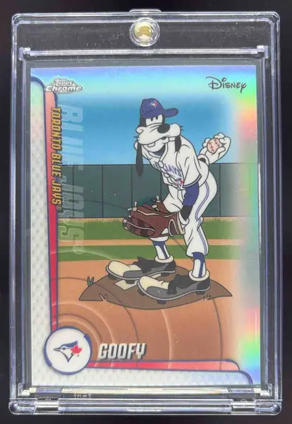 Goofy 2025 Topps Chrome Disney #32 Base Price Guide - Sports Card