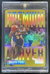 1997 Skybox Premium Golden Touch Die-Cut Shaquille O'Neal #4GT PSA